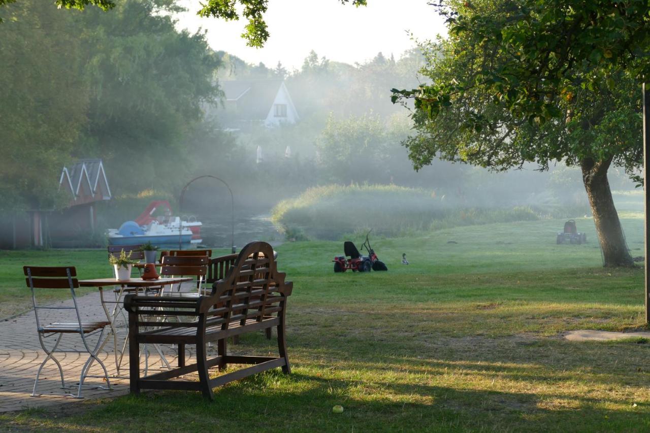 Landgasthof Kasch - Hotel Und Restaurant Malente Bagian luar foto